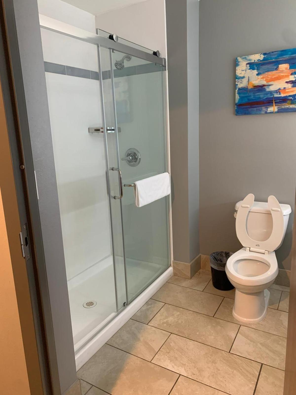 La Quinta & By Wyndham Ne - Old Henry Rd Hotel 2*