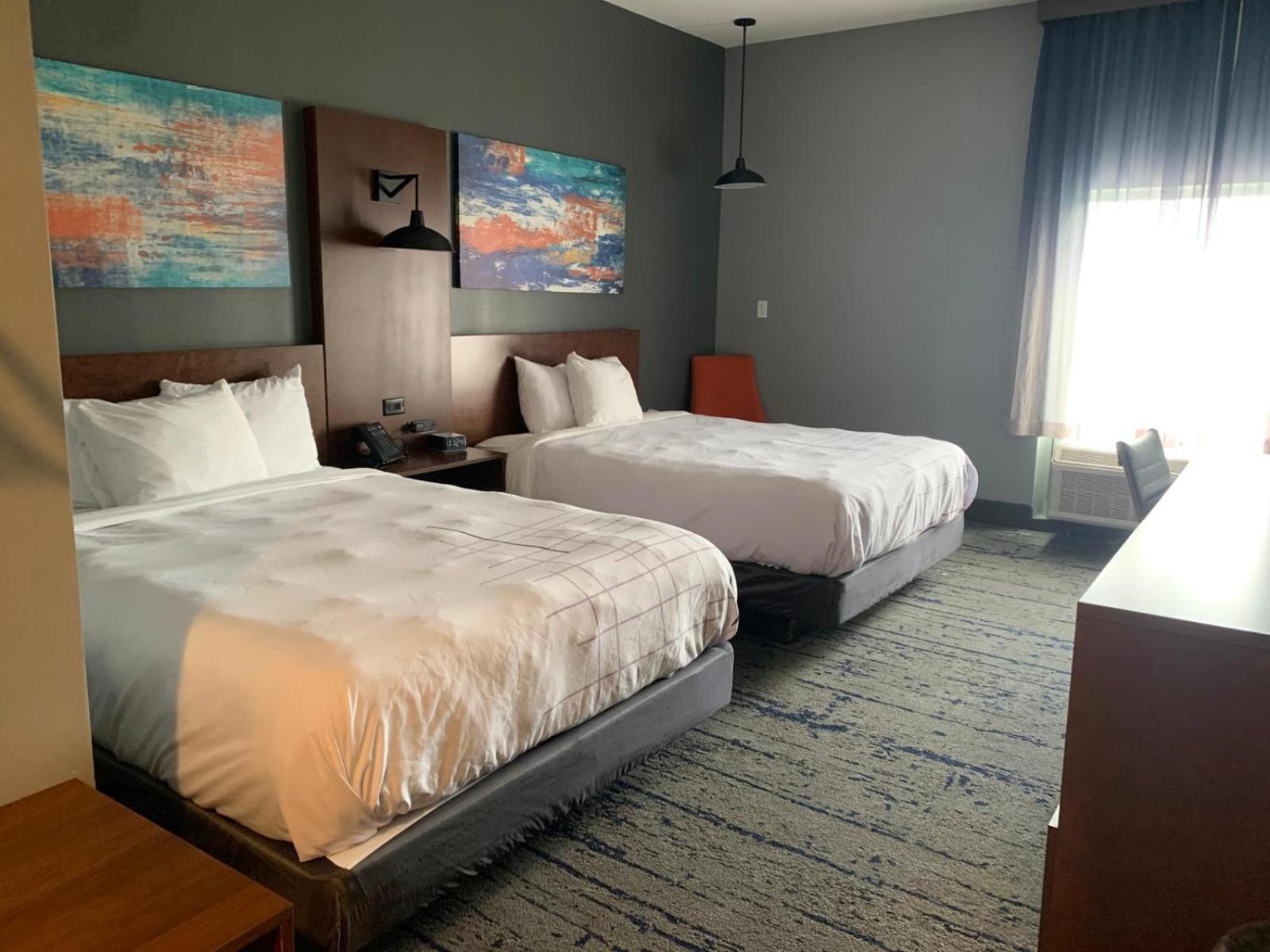 La Quinta & By Wyndham Ne - Old Henry Rd Hotel 2*