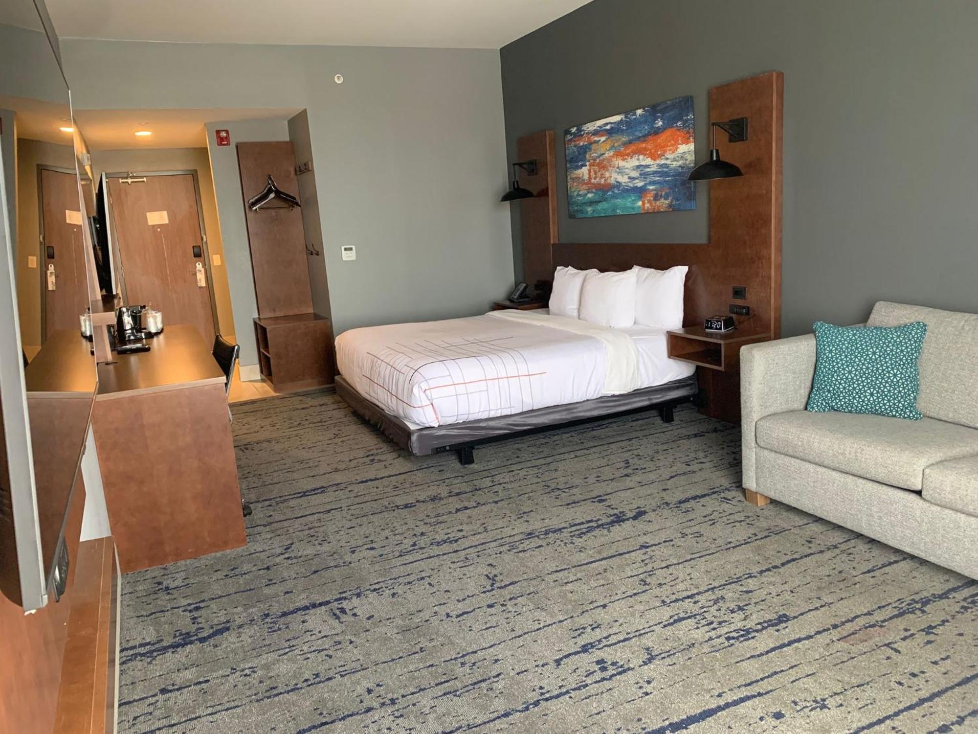 Hotel La Quinta & By Wyndham Ne - Old Henry Rd Louisville